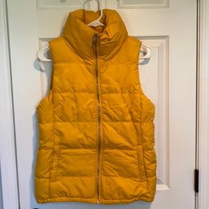 Old Navy Puffer Vest